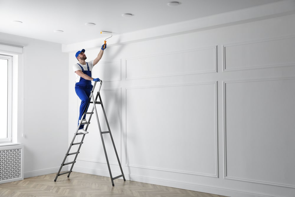 Comment peindre les plafonds de votre maison